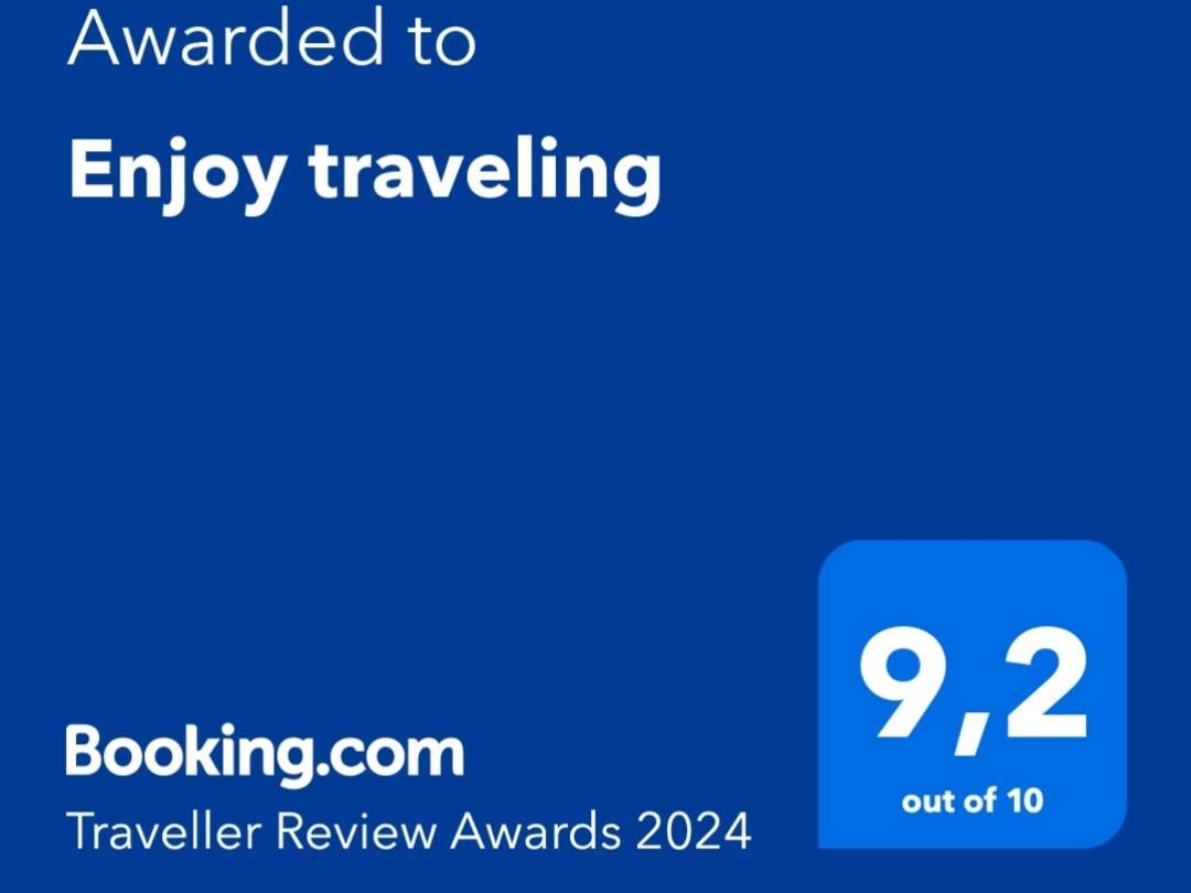 דירות טוזלה Enjoy Traveling מראה חיצוני תמונה